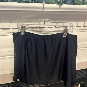 Time and Tru Swim Skirt-Black-Medium 8/10